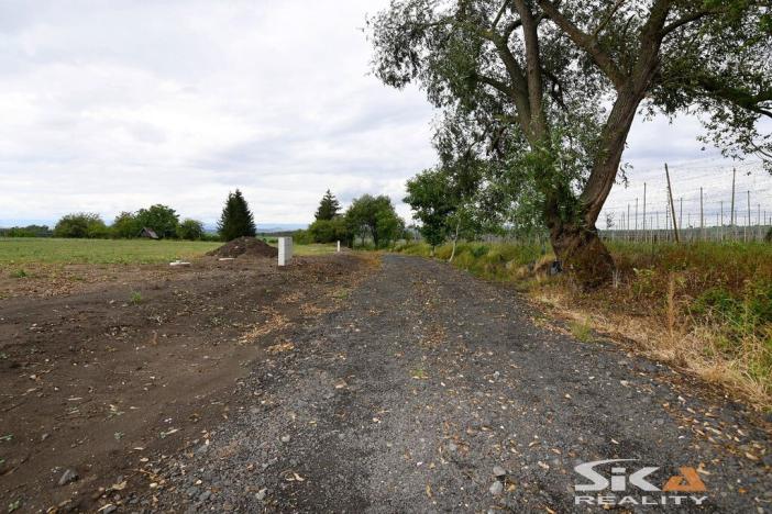 Prodej pozemku pro bydlení, Zbrašín - Hořany, 969 m2