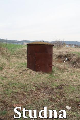 Pronájem pozemku pro komerční výstavbu, Hostomice, Nádražní, 2000 m2