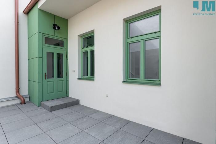 Pronájem bytu 2+kk, Třebíč, Karlovo nám., 39 m2