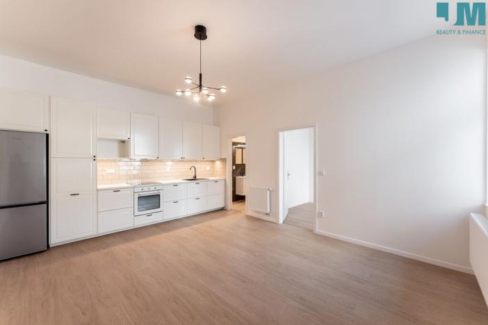 Pronájem bytu 2+kk, Třebíč, Karlovo nám., 39 m2