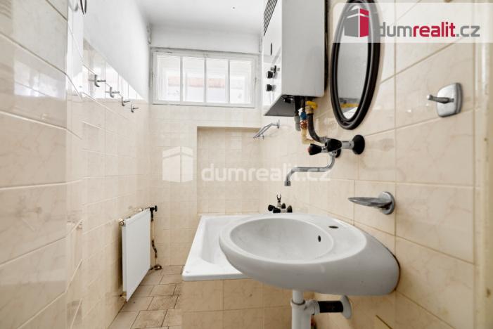 Prodej činžovního domu, Karlovy Vary, Fügnerova, 318 m2