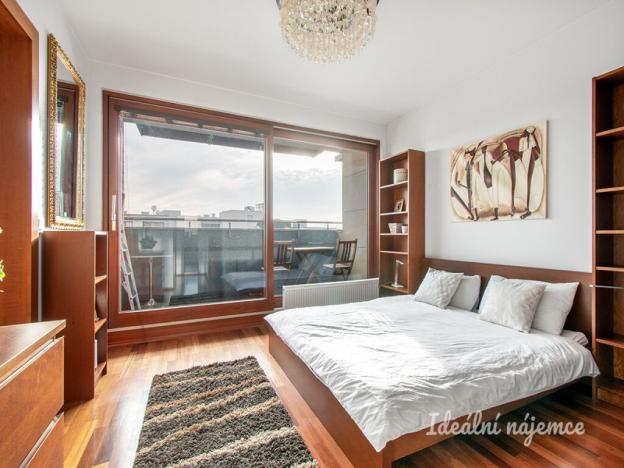 Pronájem bytu 2+kk, Praha - Vysočany, Podnádražní, 45 m2