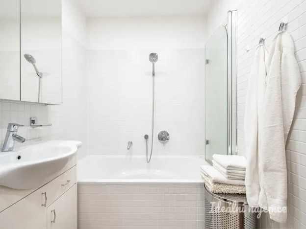 Pronájem bytu 2+kk, Praha - Vysočany, Podnádražní, 45 m2