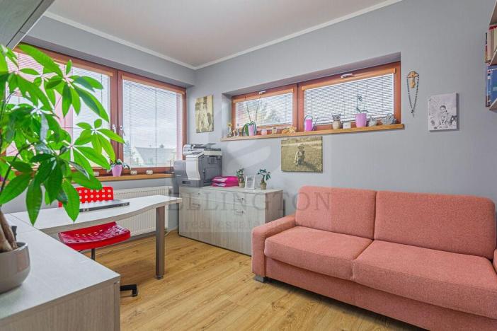 Prodej rodinného domu, Roztoky, Zvoncová, 162 m2