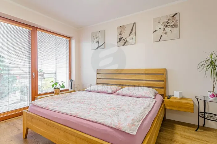 Prodej rodinného domu, Roztoky, Zvoncová, 162 m2