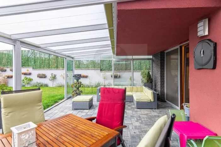 Prodej rodinného domu, Roztoky, Zvoncová, 162 m2