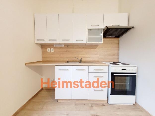 Pronájem bytu 1+kk, Havířov - Město, Gustava Klimenta, 21 m2