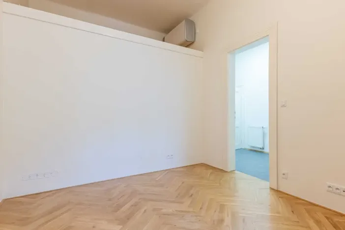 Pronájem bytu 3+kk, Praha - Smíchov, U Nikolajky, 68 m2