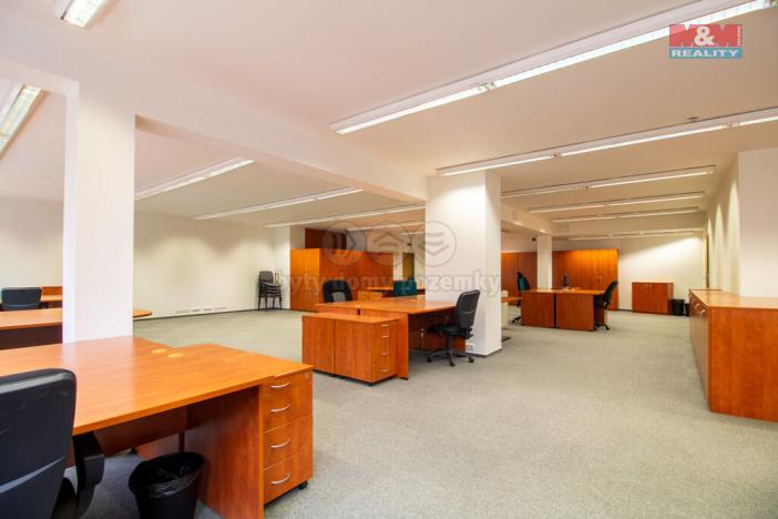 Pronájem kanceláře, Praha - Hostivař, Na Plískavě, 401 m2