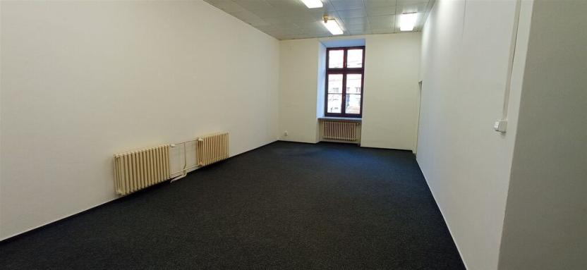 Pronájem kanceláře, Brno, Josefská, 22 m2