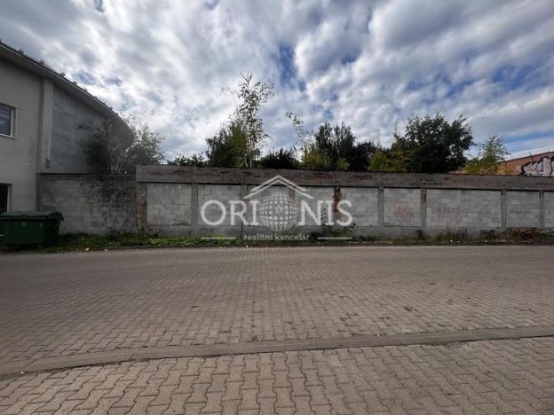 Prodej komerčního pozemku, Chomutov, Bezručova, 1120 m2