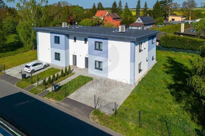 Prodej rodinného domu, Ohrobec, V zahrádkách, 226 m2