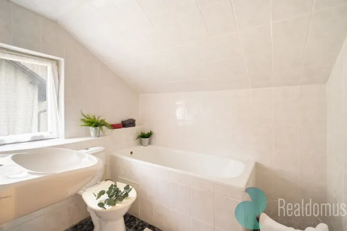 Prodej rodinného domu, Nové Hrady, Vilová čtvrť, 164 m2