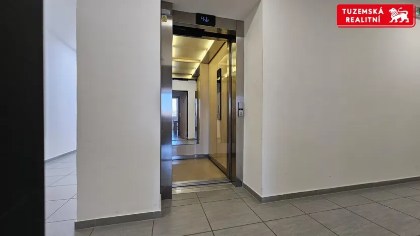 Pronájem bytu 2+kk, Boskovice, Růžové náměstí, 57 m2