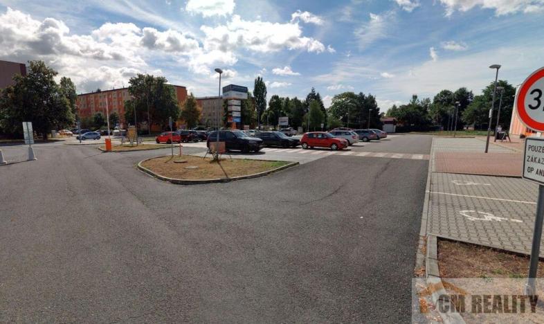 Pronájem garážového stání, Prostějov, Anenská, 15 m2