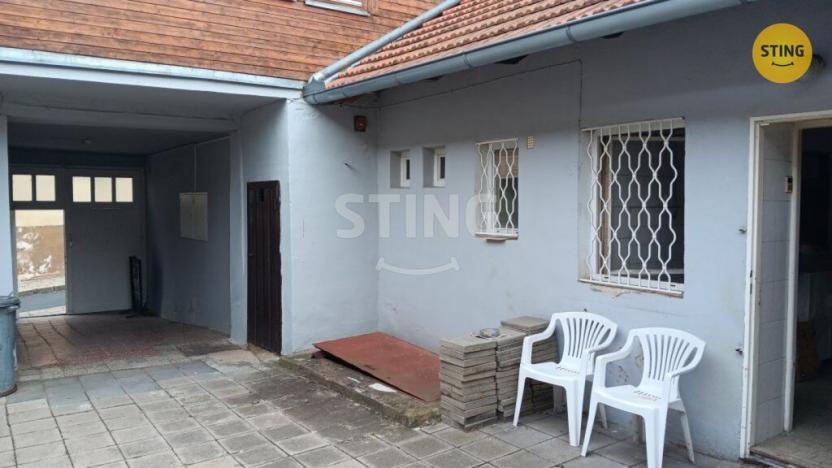 Pronájem obchodního prostoru, Moravský Krumlov, Dr. Odstrčila, 61 m2