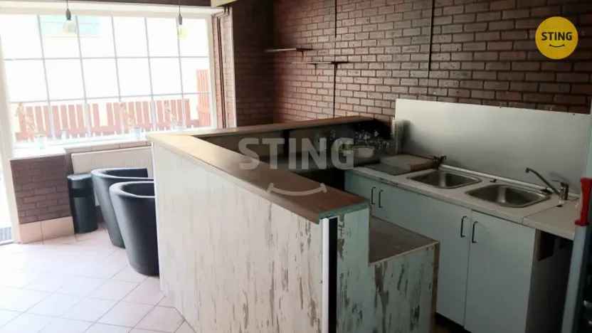 Pronájem obchodního prostoru, Moravský Krumlov, Dr. Odstrčila, 61 m2