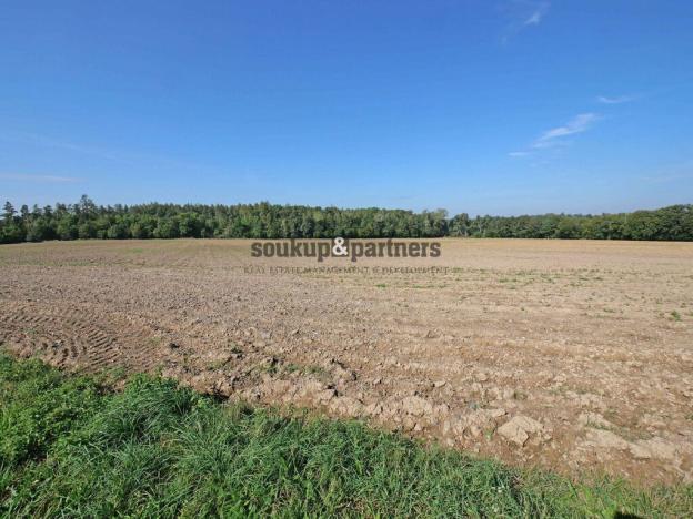 Prodej louky, Ohrobec, 18504 m2