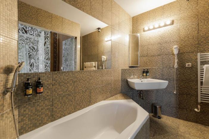 Prodej ubytování, Ratboř, Komenského, 3000 m2