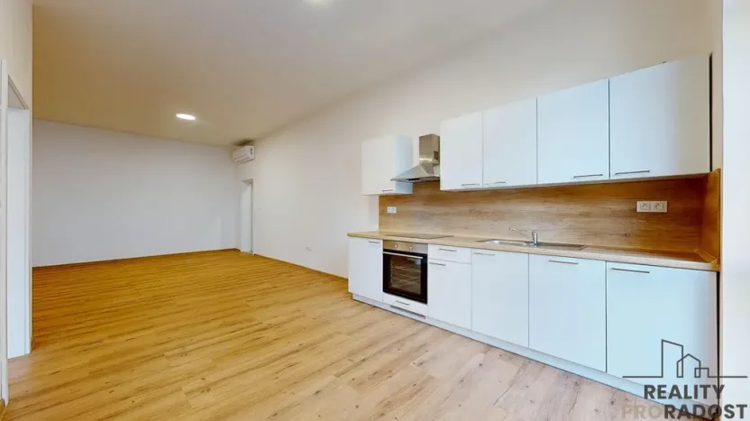 Prodej bytu 3+kk, Třebíč - Vnitřní Město, Karlovo nám., 123 m2