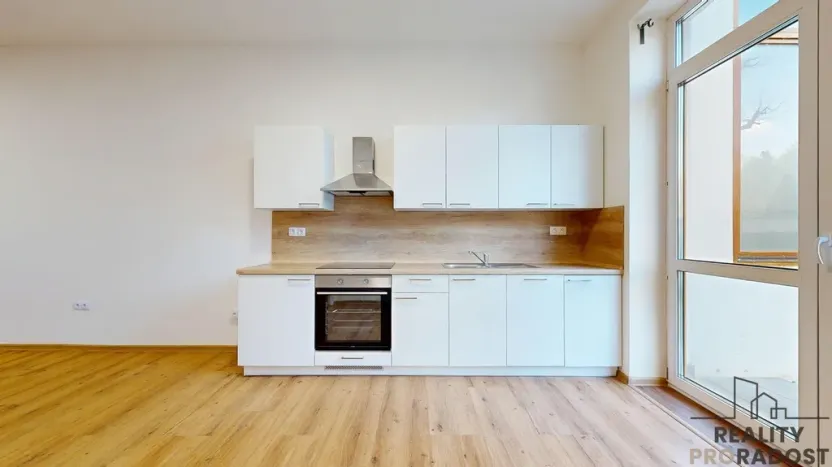 Prodej bytu 3+kk, Třebíč - Vnitřní Město, Karlovo nám., 123 m2