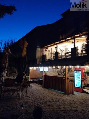 Prodej restaurace, Postoloprty, Masarykova, 1517 m2
