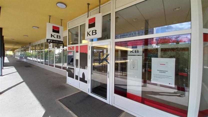 Pronájem obchodního prostoru, Praha - Lhotka, Novodvorská, 292 m2