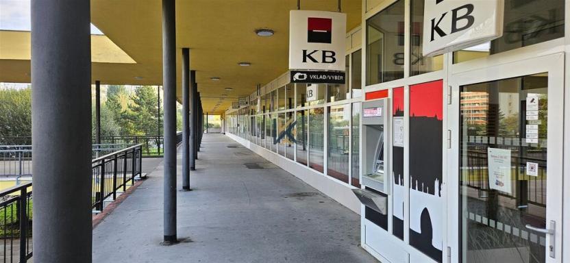 Pronájem obchodního prostoru, Praha - Lhotka, Novodvorská, 292 m2