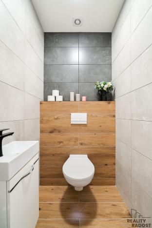 Prodej bytu 2+kk, Třebíč - Vnitřní Město, Karlovo nám., 80 m2