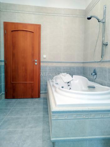 Pronájem bytu 3+1, Karlovy Vary, Mariánskolázeňská, 79 m2