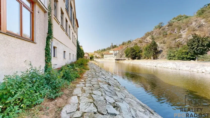 Prodej bytu 4+kk, Třebíč - Vnitřní Město, Karlovo nám., 119 m2