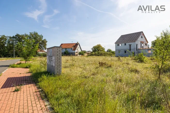 Prodej pozemku pro bydlení, Praha - Suchdol, Bažantní, 931 m2