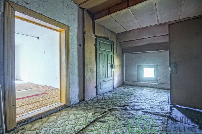 Prodej rodinného domu, Uhelná - Dolní Fořt, 250 m2