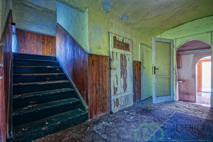 Prodej rodinného domu, Uhelná - Dolní Fořt, 250 m2