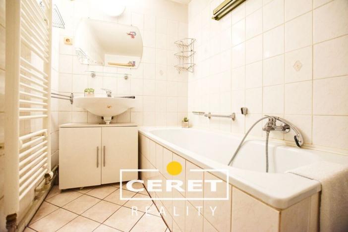 Prodej rodinného domu, Žatec, náměstí 5. května, 300 m2