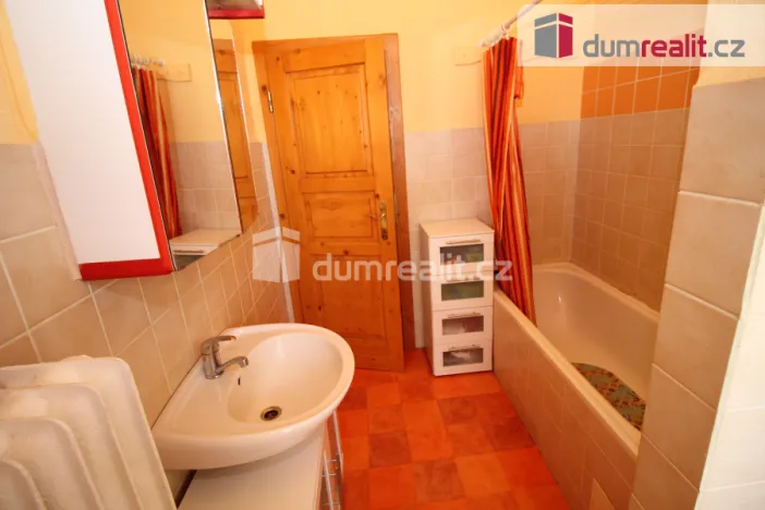 Prodej bytu 3+1, Mariánské Lázně, Ruská, 100 m2