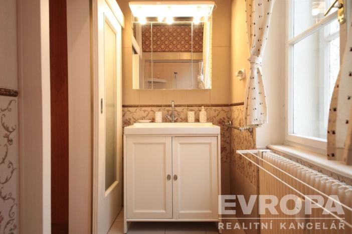 Pronájem bytu 2+1, Praha - Holešovice, Pplk. Sochora, 64 m2