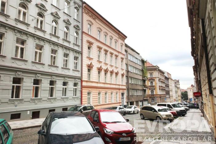 Pronájem bytu 2+1, Praha - Holešovice, Pplk. Sochora, 64 m2