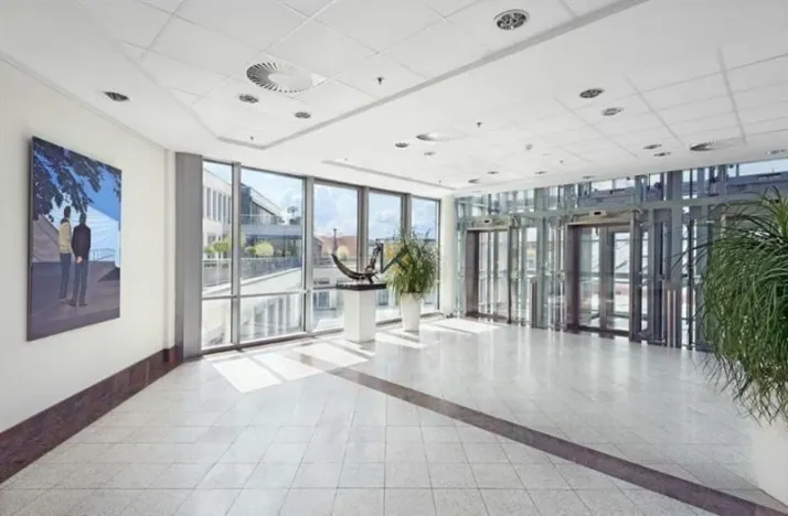 Pronájem kanceláře, Praha - Nové Město, náměstí Republiky, 2375 m2