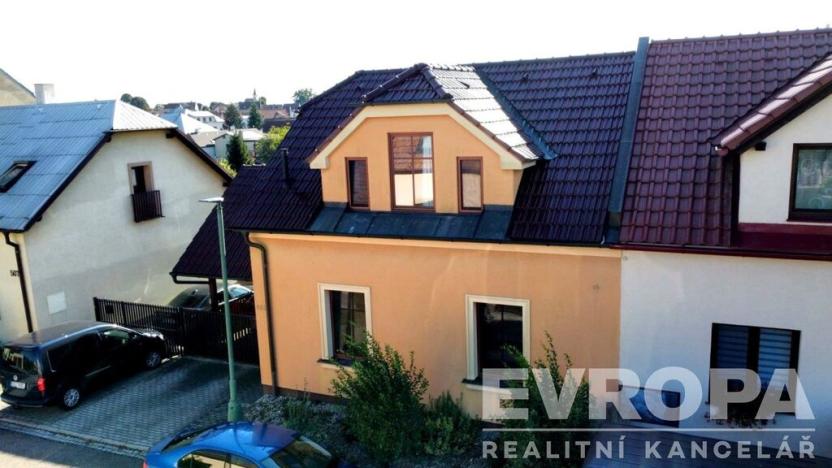 Prodej rodinného domu, Sezemice, Komenského, 350 m2