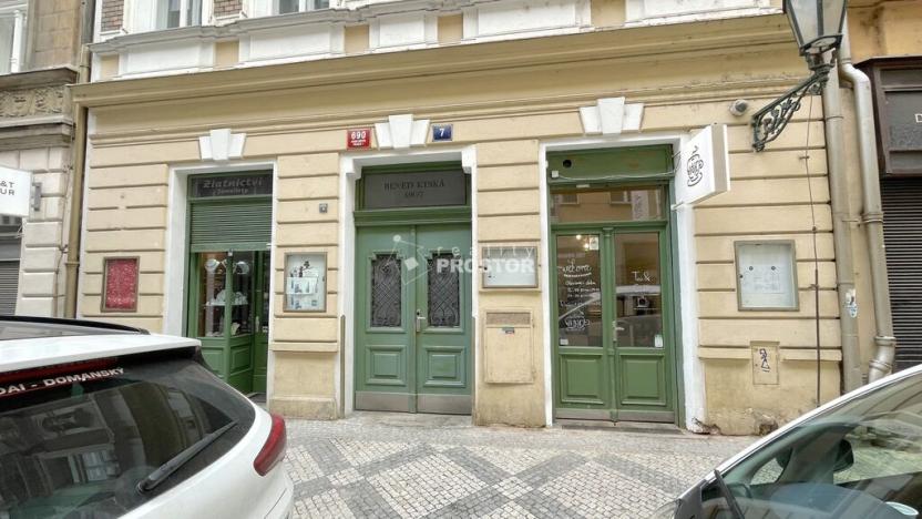 Pronájem kanceláře, Praha - Staré Město, Benediktská, 34 m2