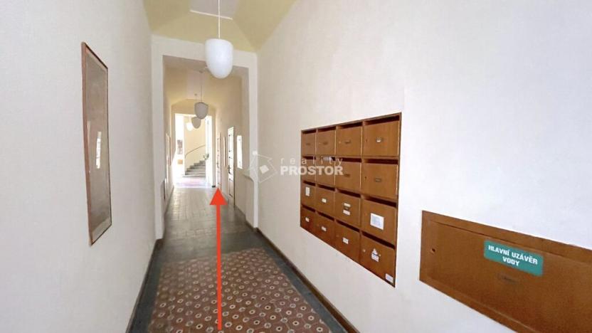 Pronájem kanceláře, Praha - Staré Město, Benediktská, 34 m2