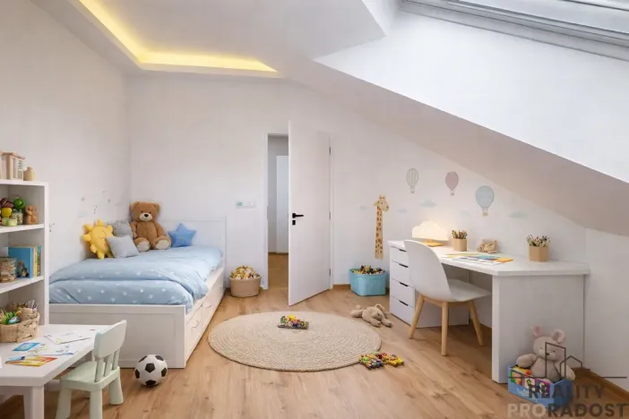 Prodej bytu 3+kk, Třebíč - Vnitřní Město, Karlovo nám., 80 m2