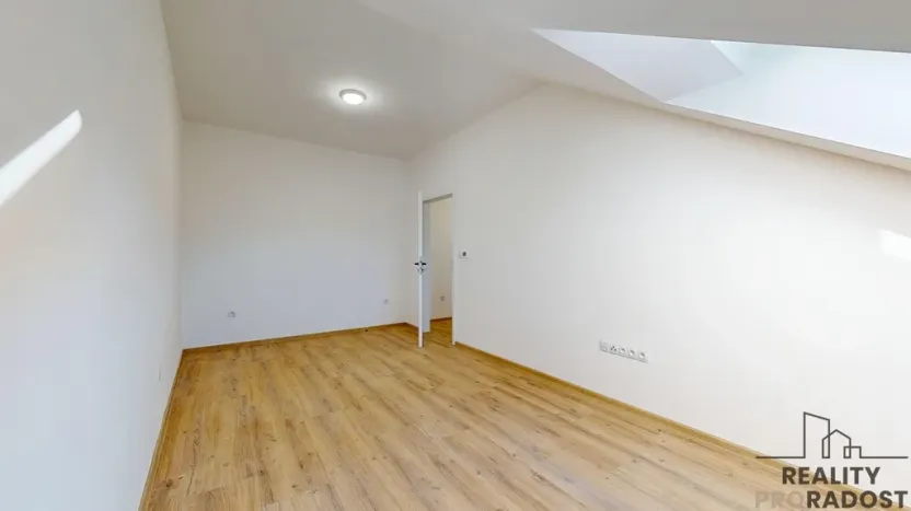 Prodej bytu 3+kk, Třebíč - Vnitřní Město, Karlovo nám., 80 m2