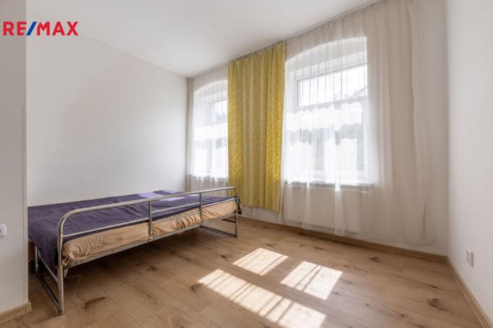 Prodej vícegeneračního domu, Dalovice, 278 m2