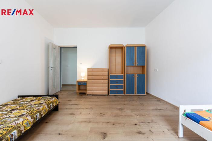 Prodej vícegeneračního domu, Dalovice, 278 m2