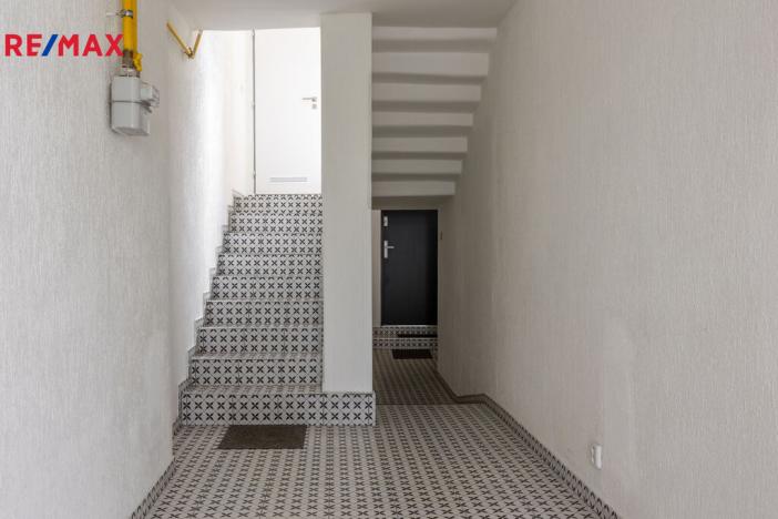 Prodej vícegeneračního domu, Dalovice, 278 m2