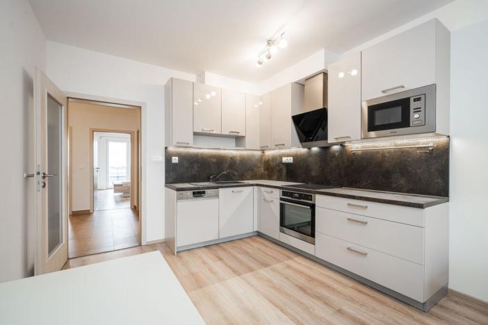 Pronájem bytu 3+kk, Praha - Letňany, Škrábkových, 70 m2