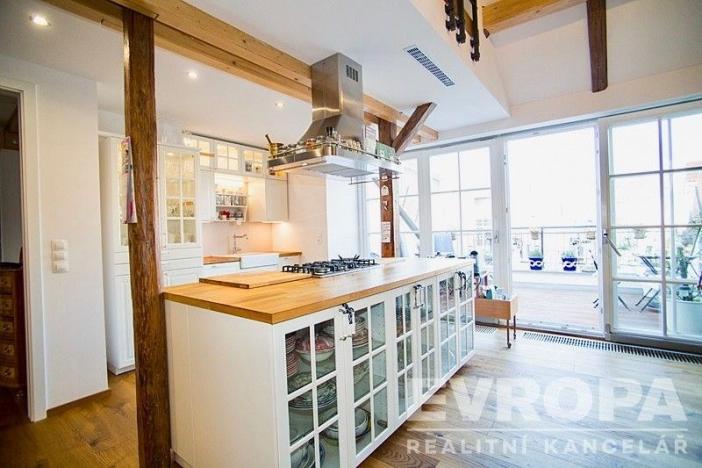 Prodej bytu 5+kk, Praha - Holešovice, Pplk. Sochora, 240 m2