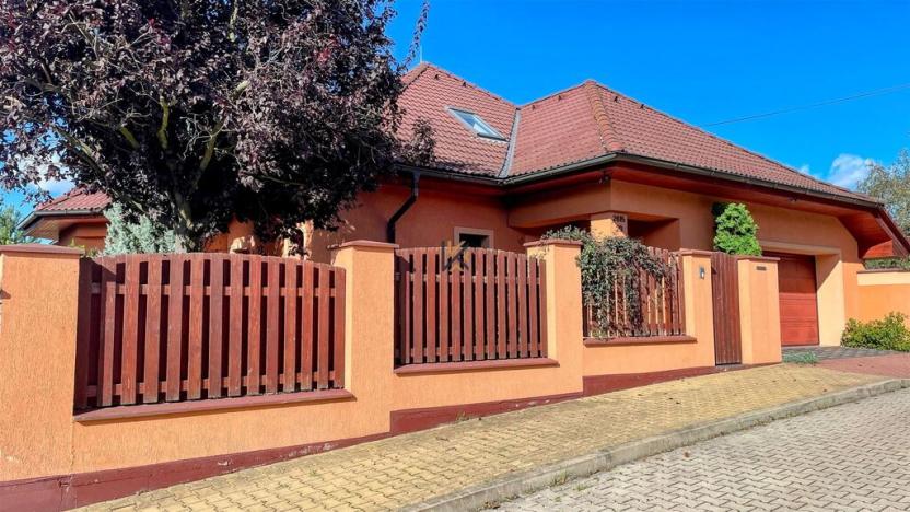 Prodej rodinného domu, Praha - Horní Počernice, Krahulčí, 388 m2